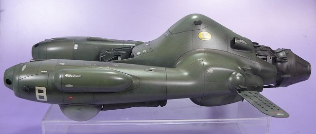 反重力装甲戦闘機 ファルケ（1）