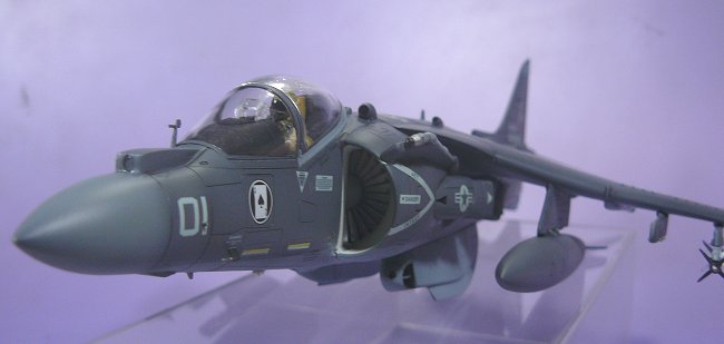 マクドネル・ダグラス AV-8B ハリアー II　1/48 （１０）