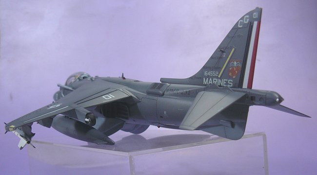 マクドネル・ダグラス AV-8B ハリアー II　1/48 （１１）