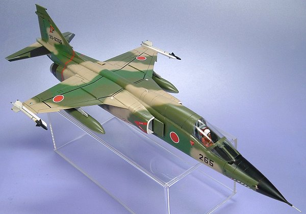 三菱　F-1（3）