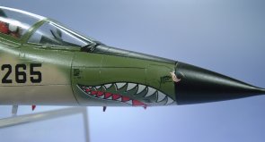 三菱　F-1（4）