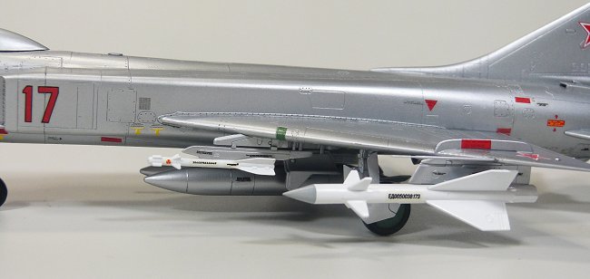 Su-15 フラゴンA　1/72（7）